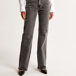NWT Abercrombie High Rise 90s Relaxed Jeans